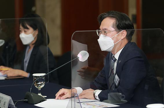 화학산업 경쟁력 강화방안을 위한 업계 간담회 1