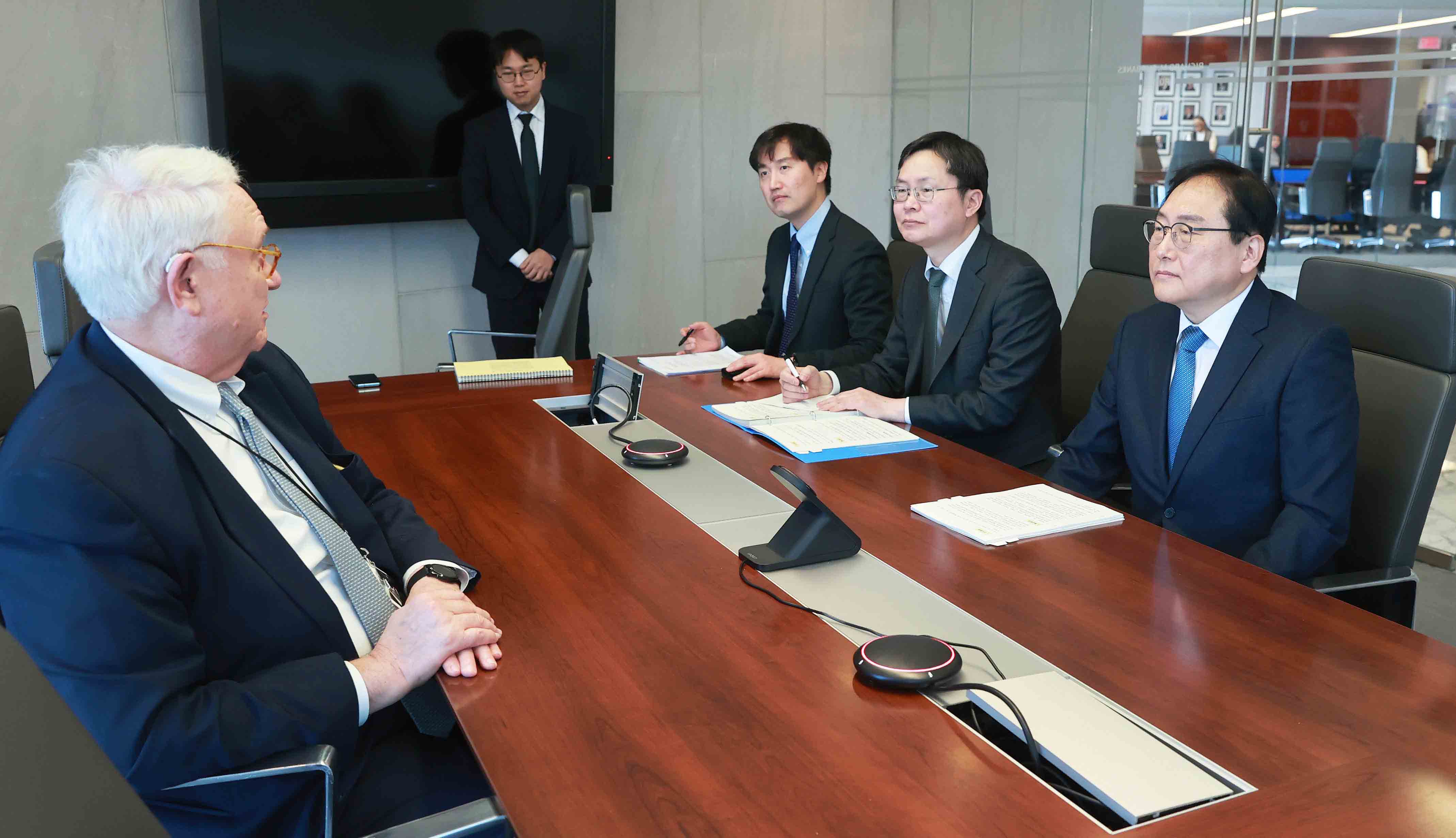 미국 전략국제문제연구소(CSIS) 회장 면담 3