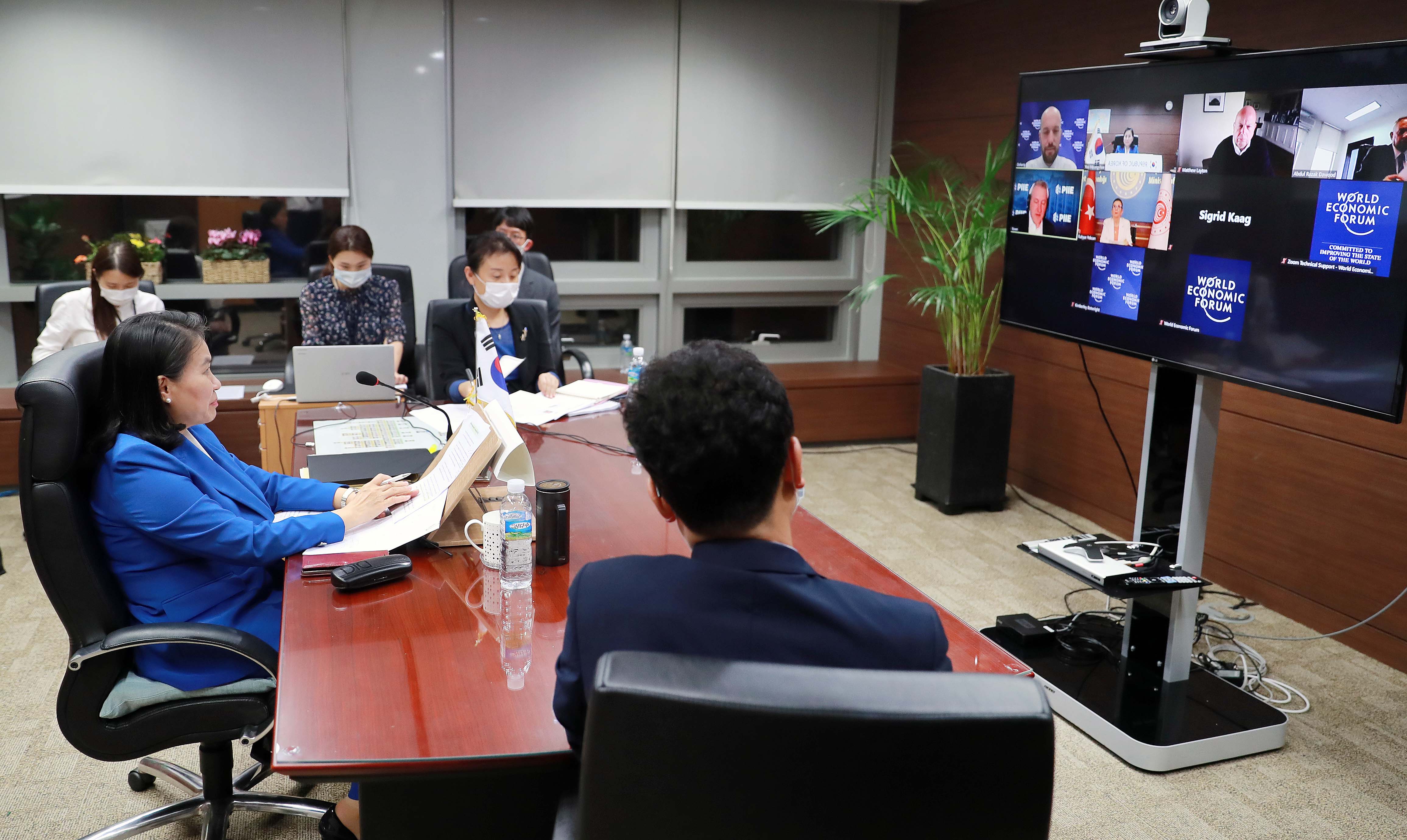 세계경제포럼 통상 이사회 영상회의 5