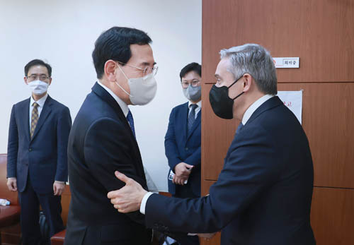 캐나다 혁신과학경제개발부 장관 면담 1