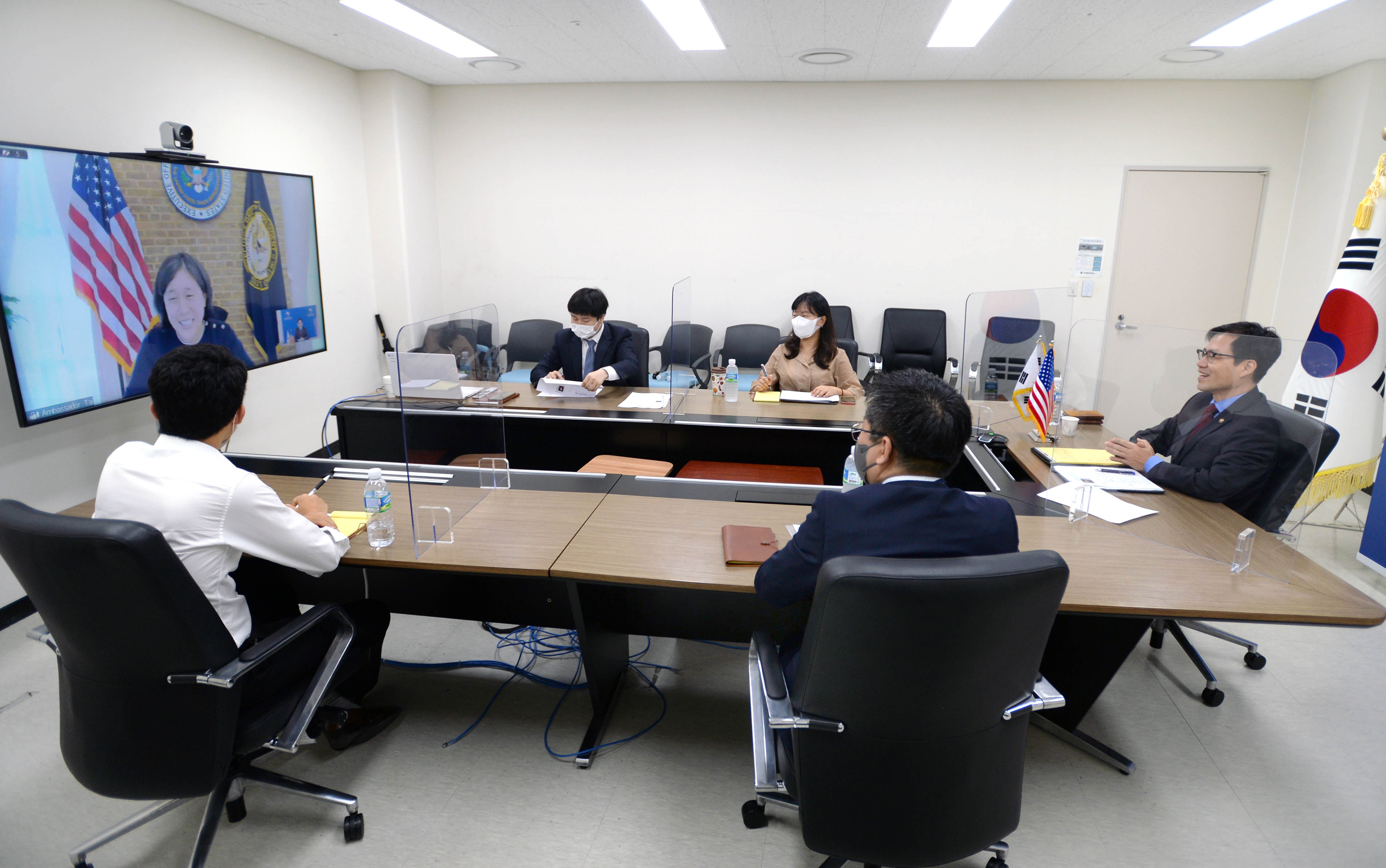 미국 무역대표부(USTR) 대표 화상면담 6