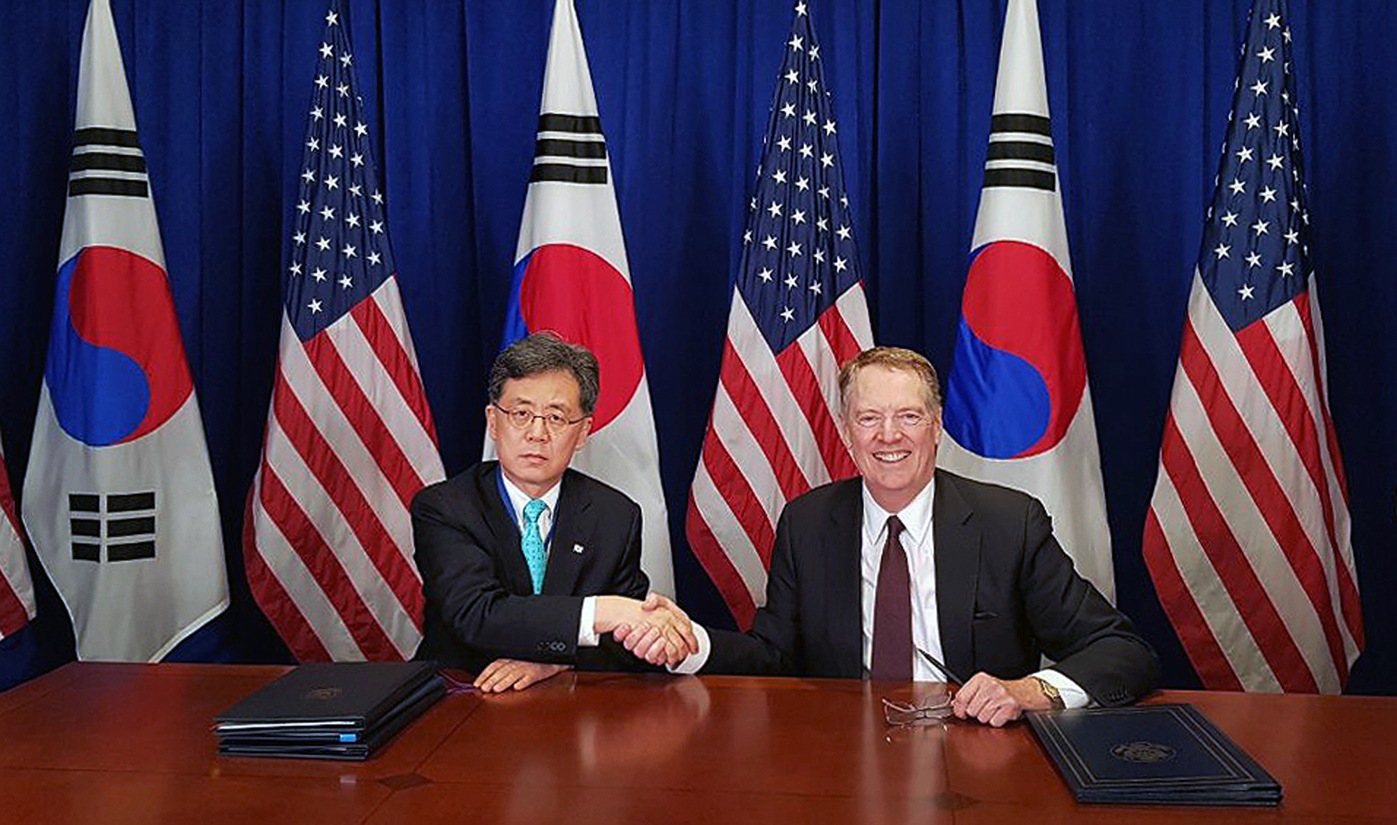 한-미 FTA 개정협상 결과문서 서명 1