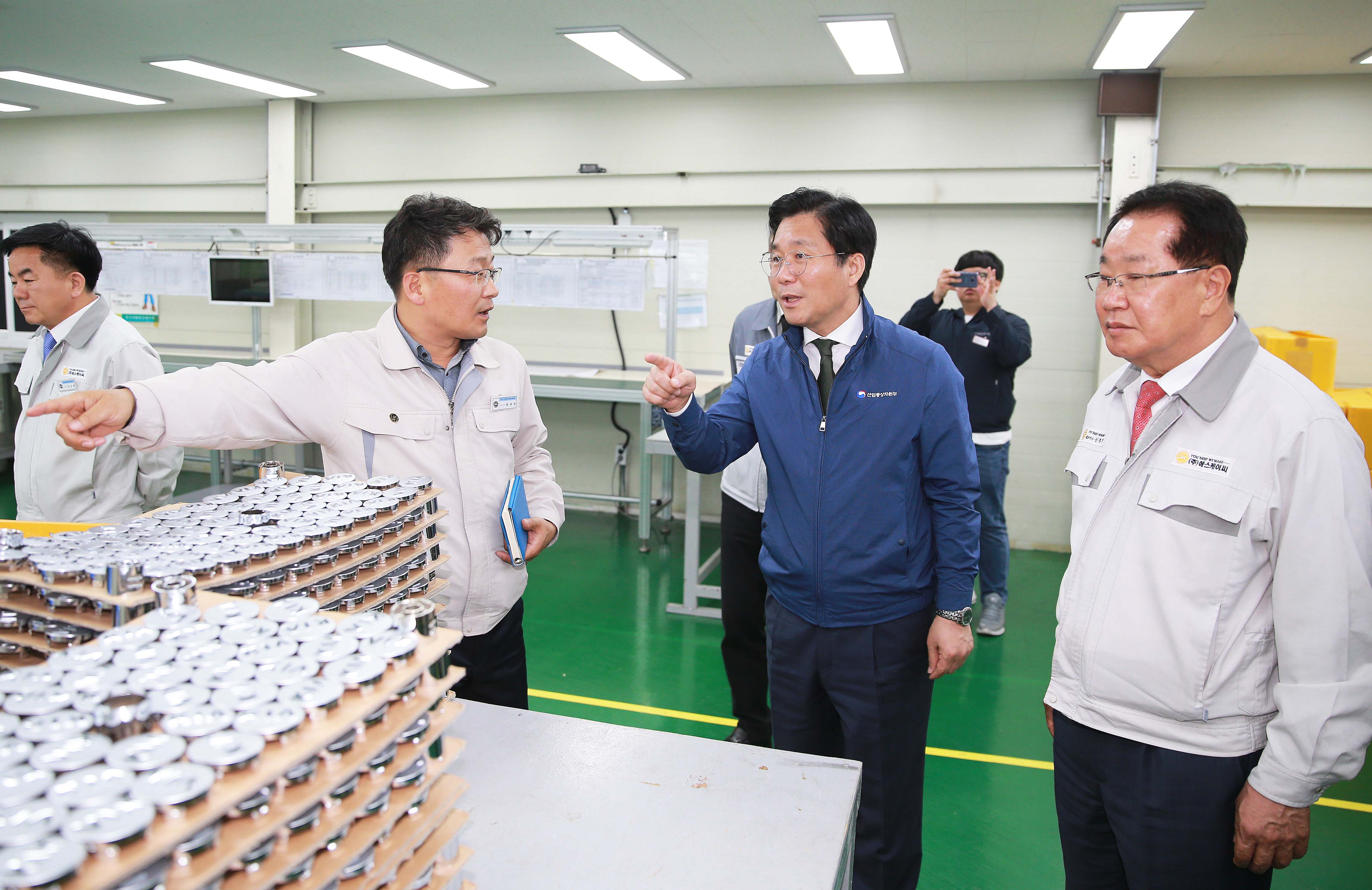 스마트공장인 에스케이씨 현장방문 1