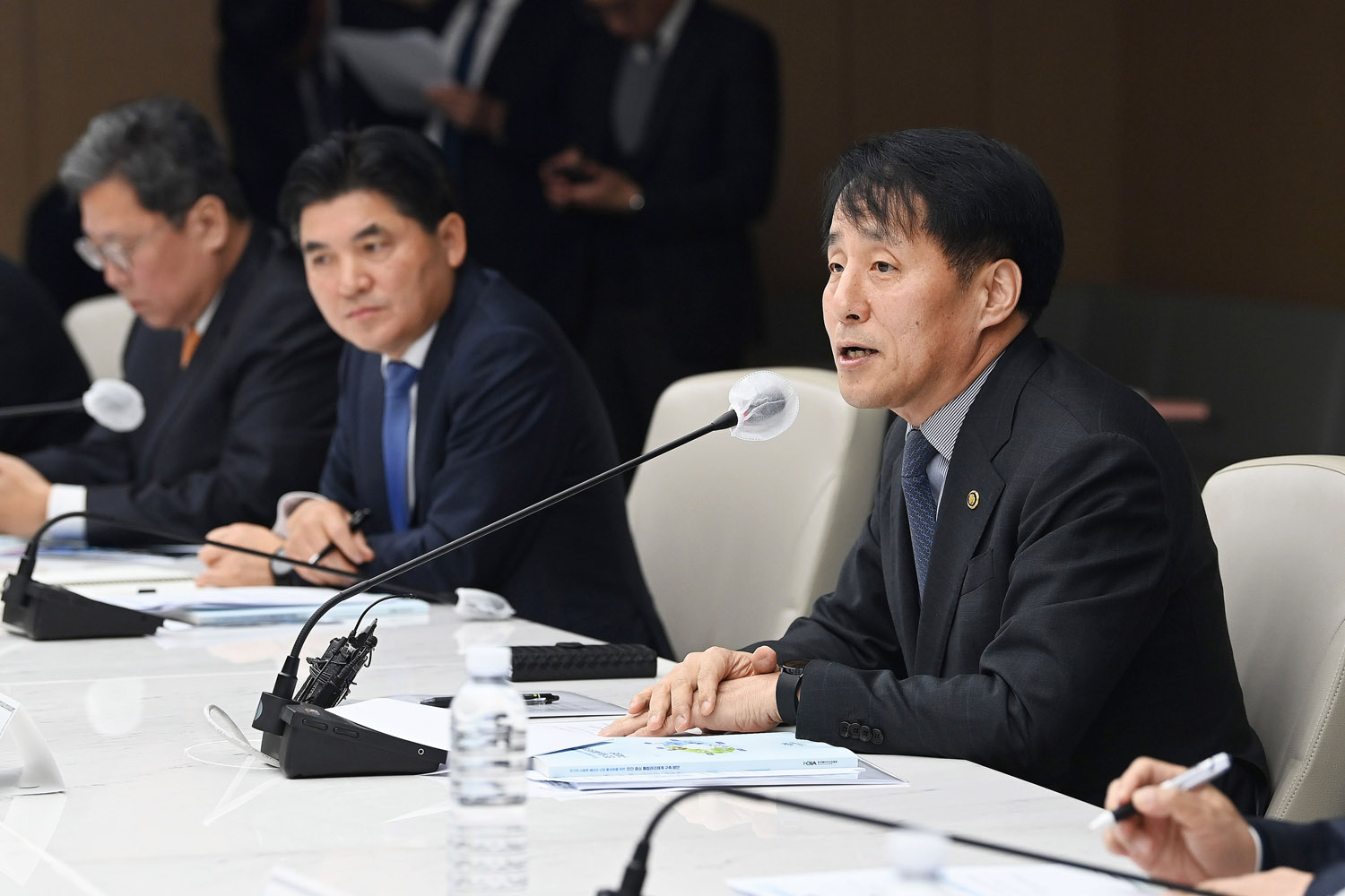사용후 배터리 통합관리체계 업계안 전달식 5