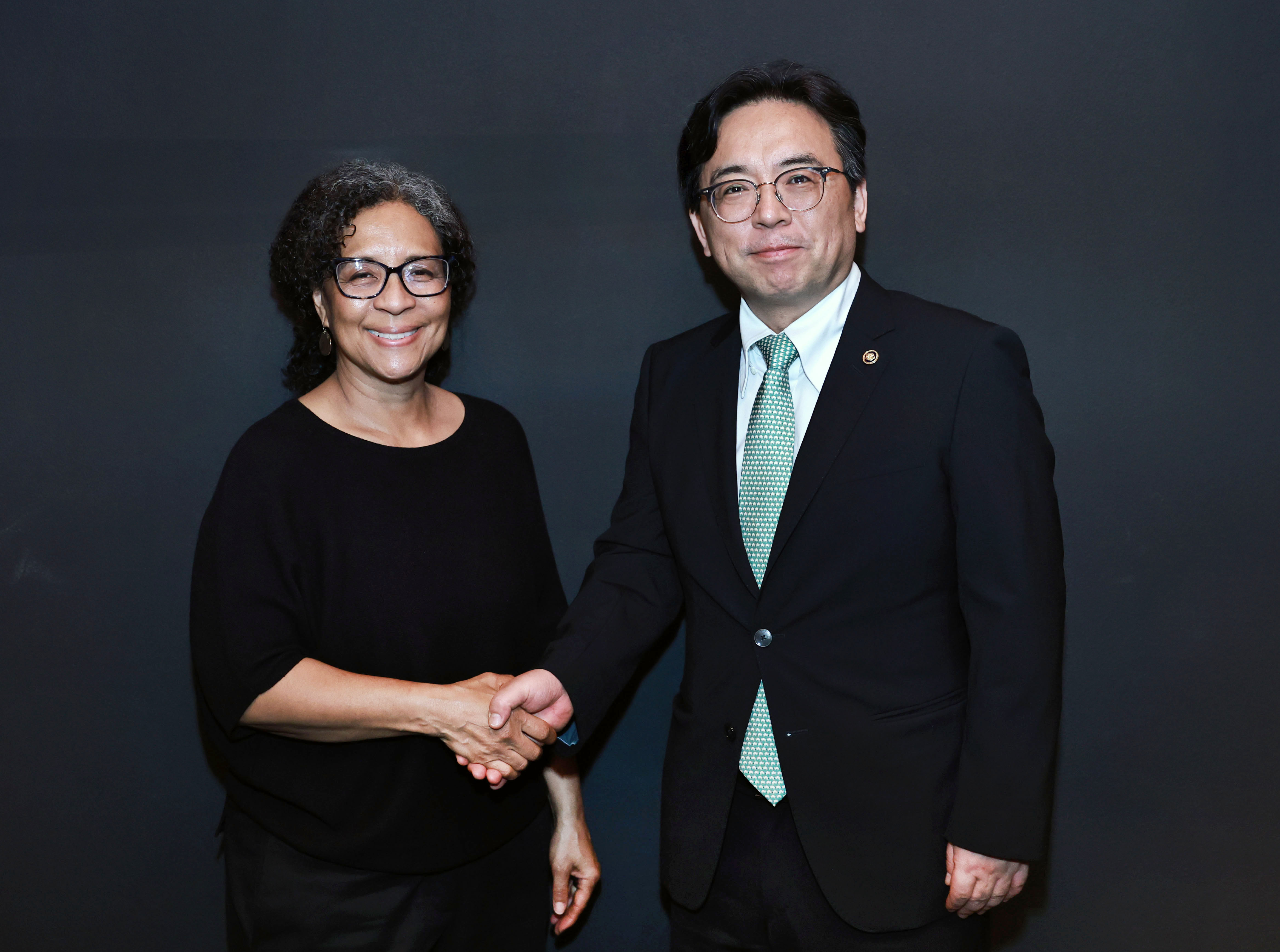 메릴린 스트릭랜드 미국 하원의원 면담 1