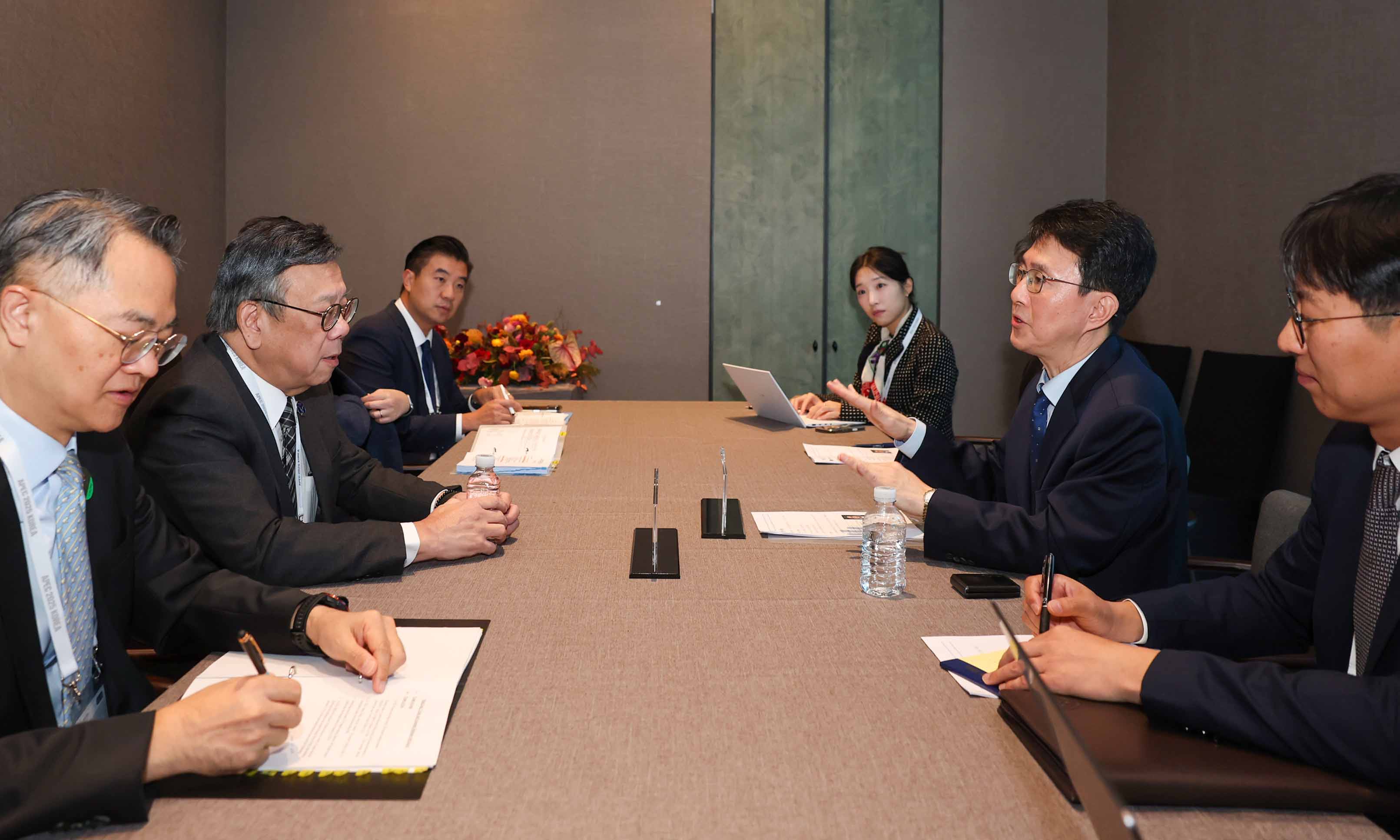 홍콩 상무경제발전국 국장 면담 4