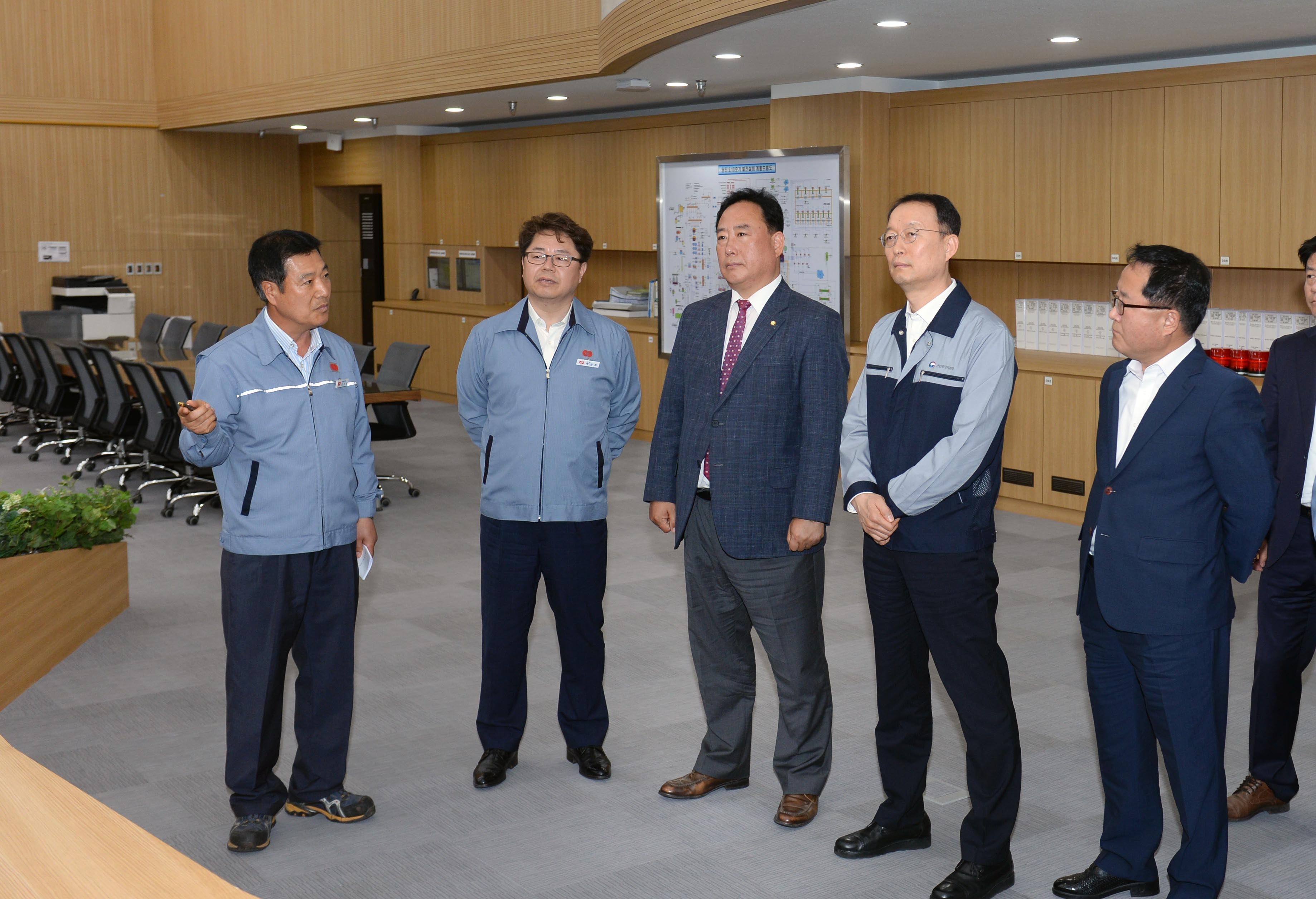 당진화력 현장에서 지역주민·지자체·산업계와 미세먼지 감축방안 논의 5