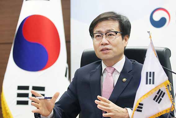 UAE 대외무역국무 장관 면담 1