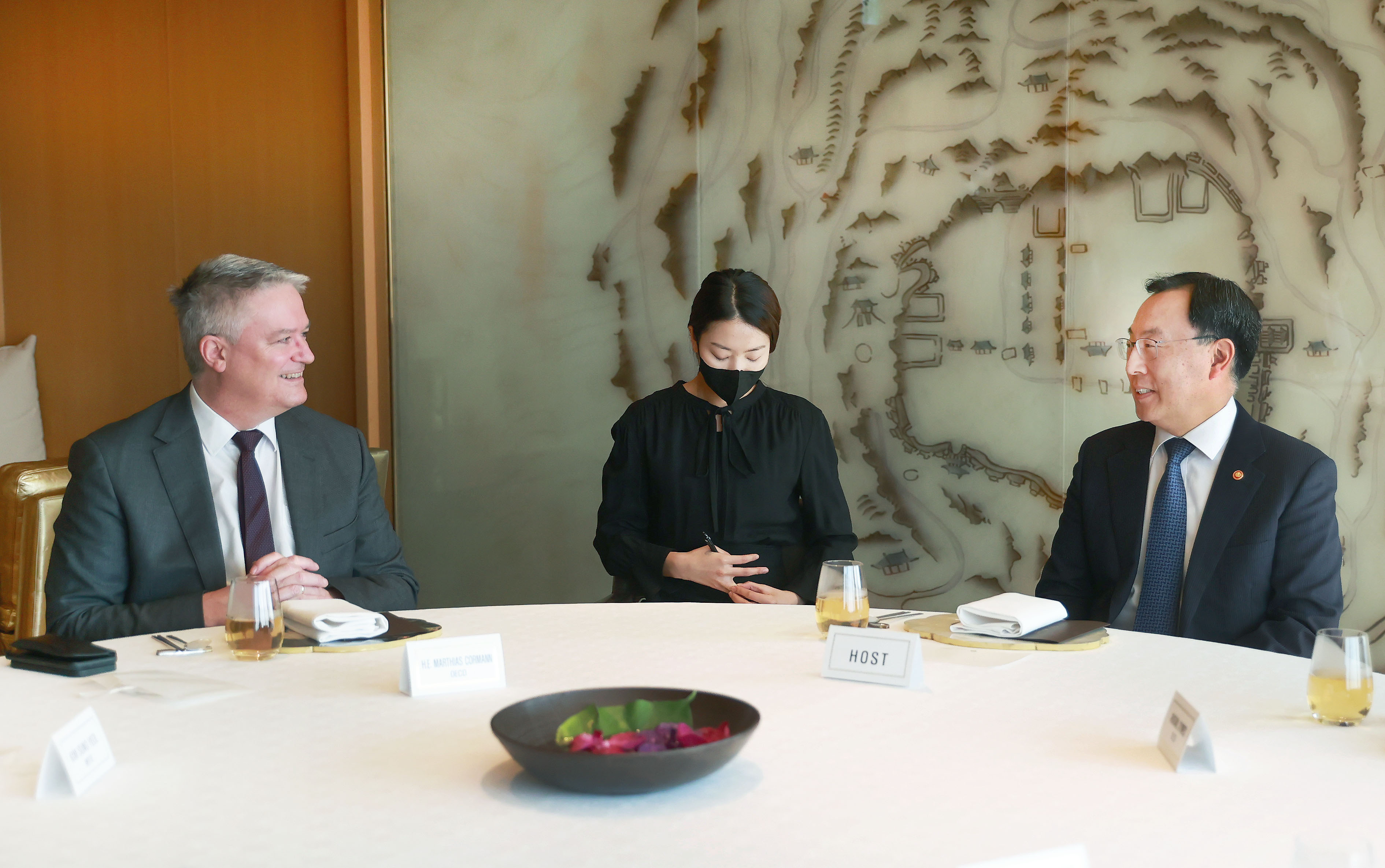 OECD 사무총장 면담 4