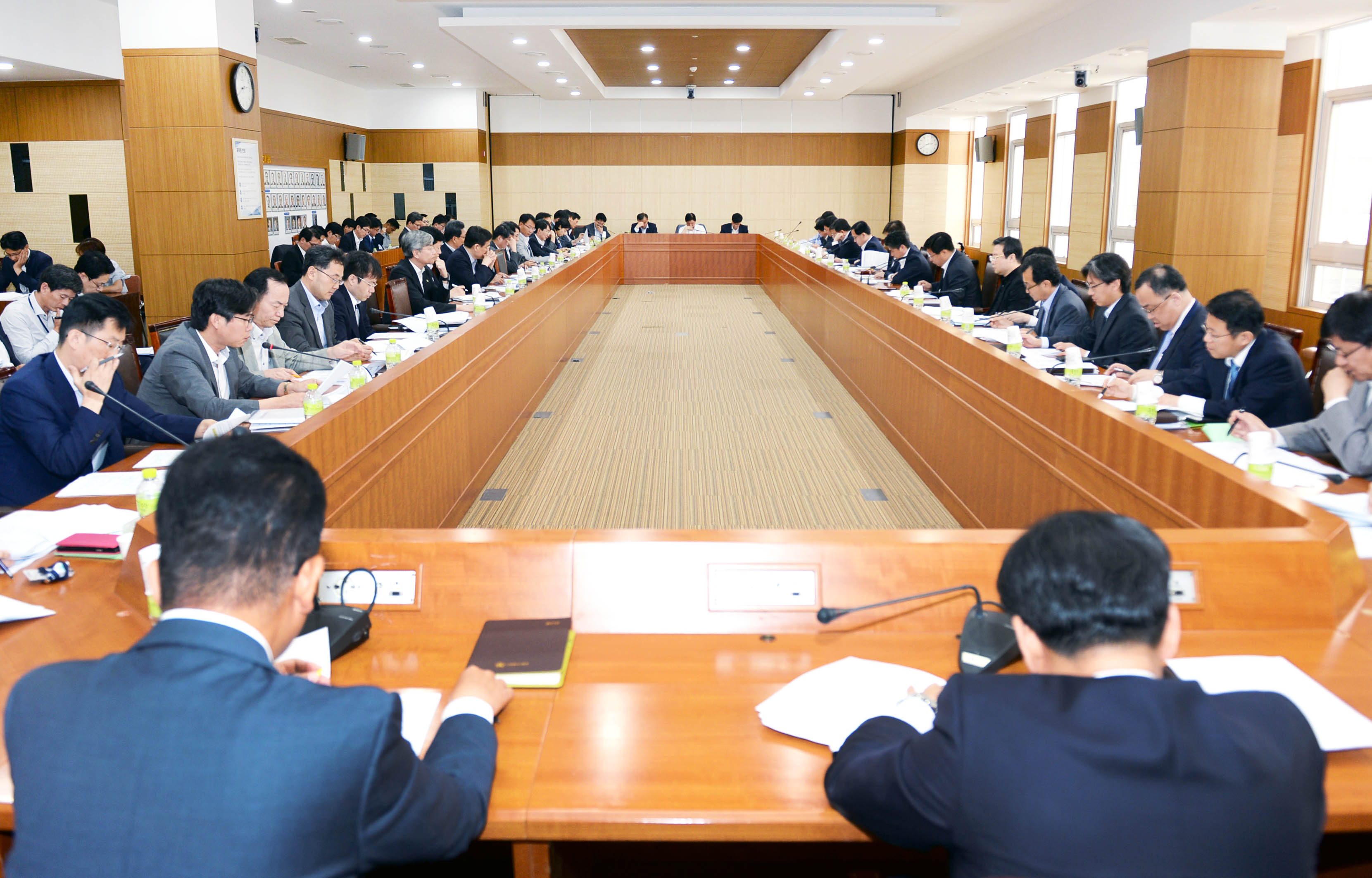 산업통상자원부 확대 간부회의 5