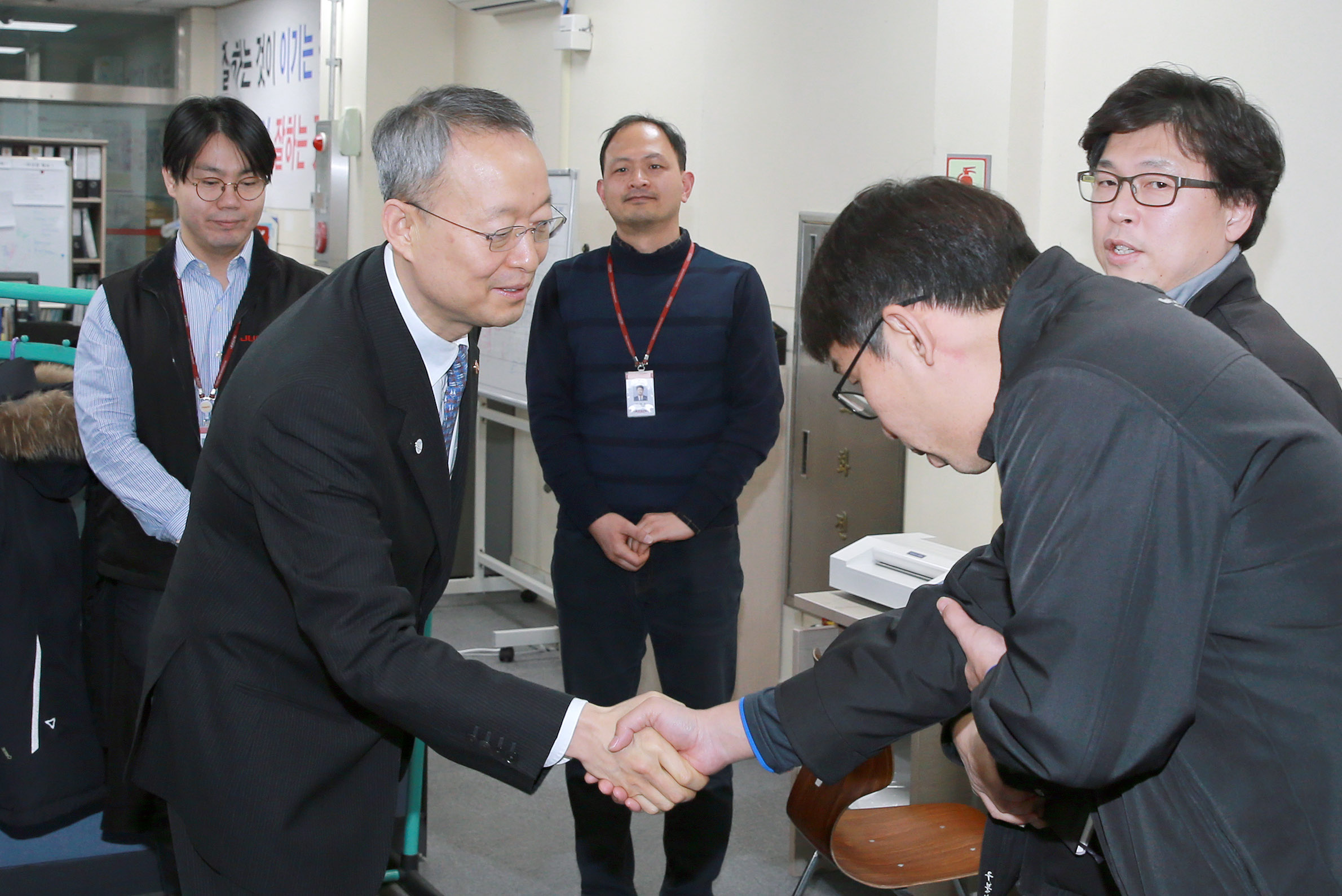최저임금 정착을 위한 (주)주성엔지니어링 현장방문 3