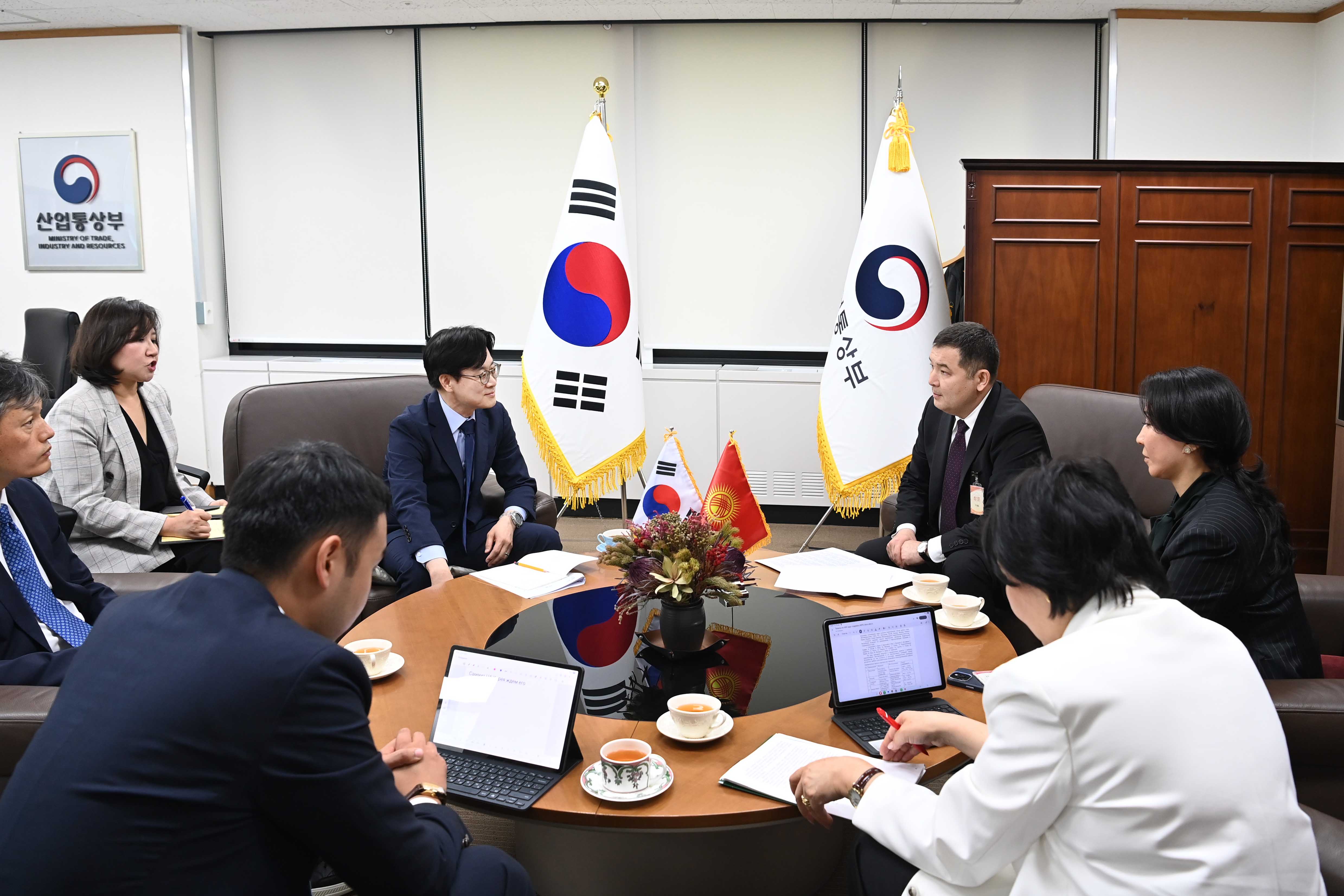 키르기스스탄 경제상업부 장관 면담 4