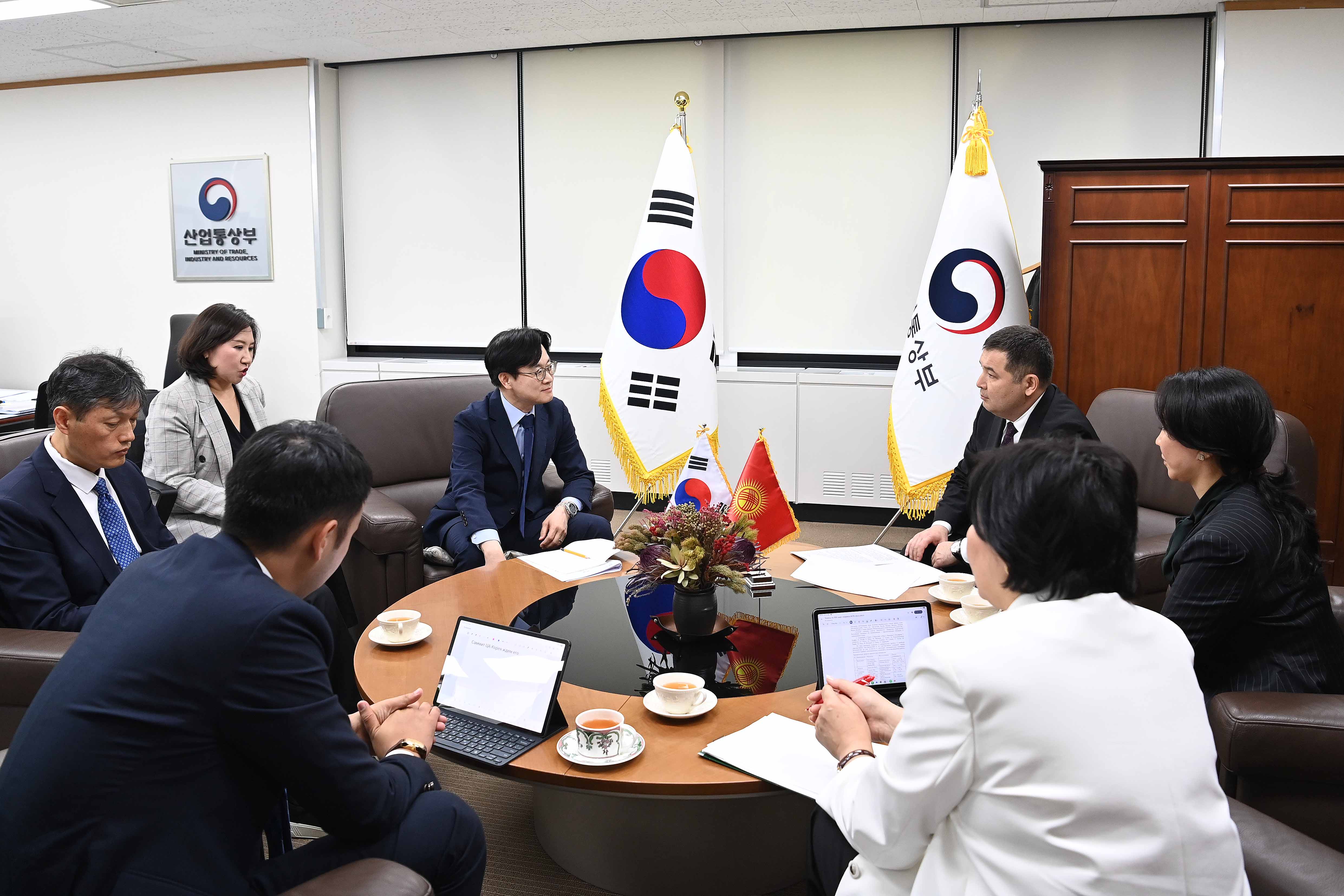 키르기스스탄 경제상업부 장관 면담 3