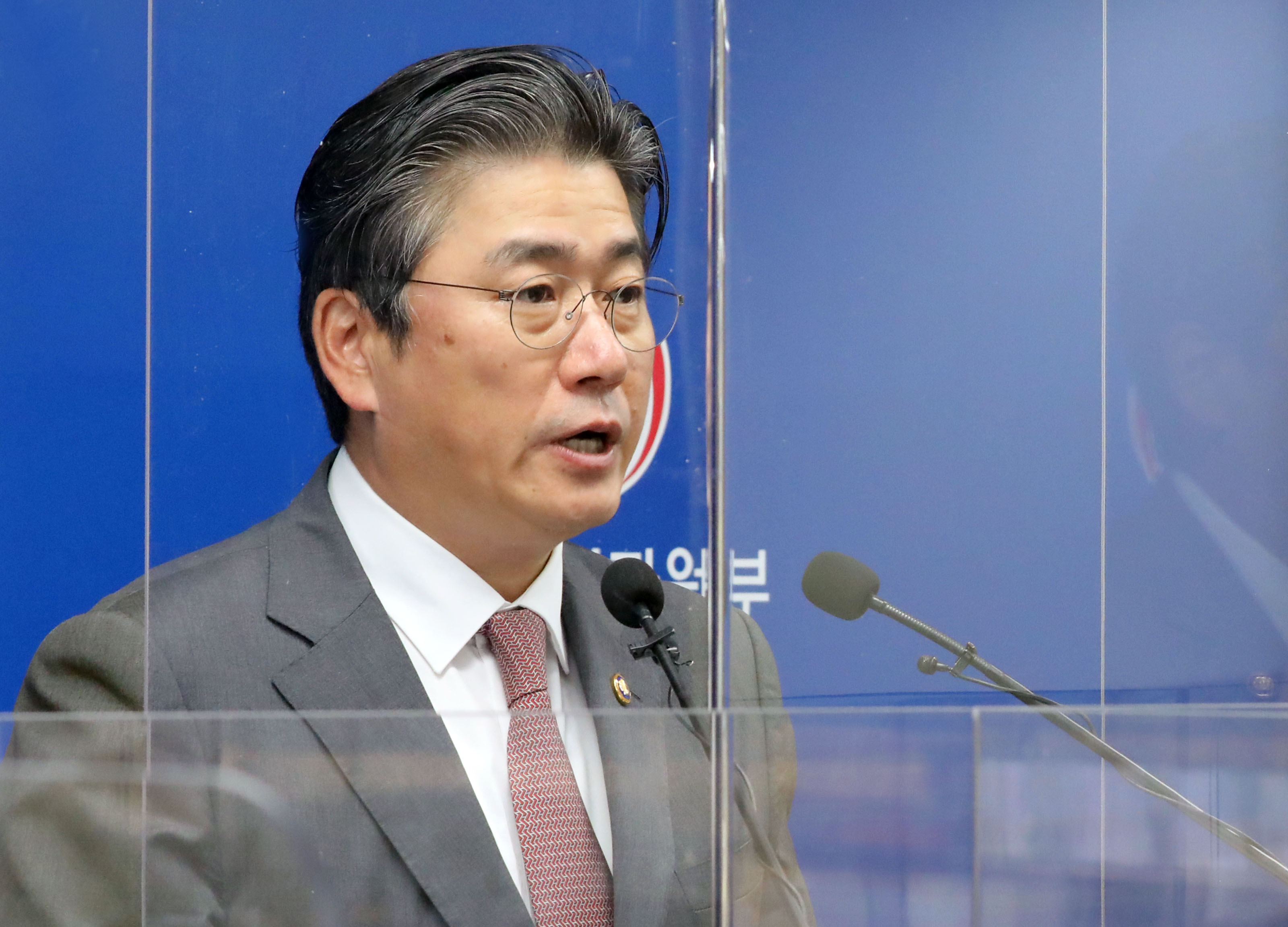로봇산업 선제적 규제혁신 로드맵 관련 브리핑 2