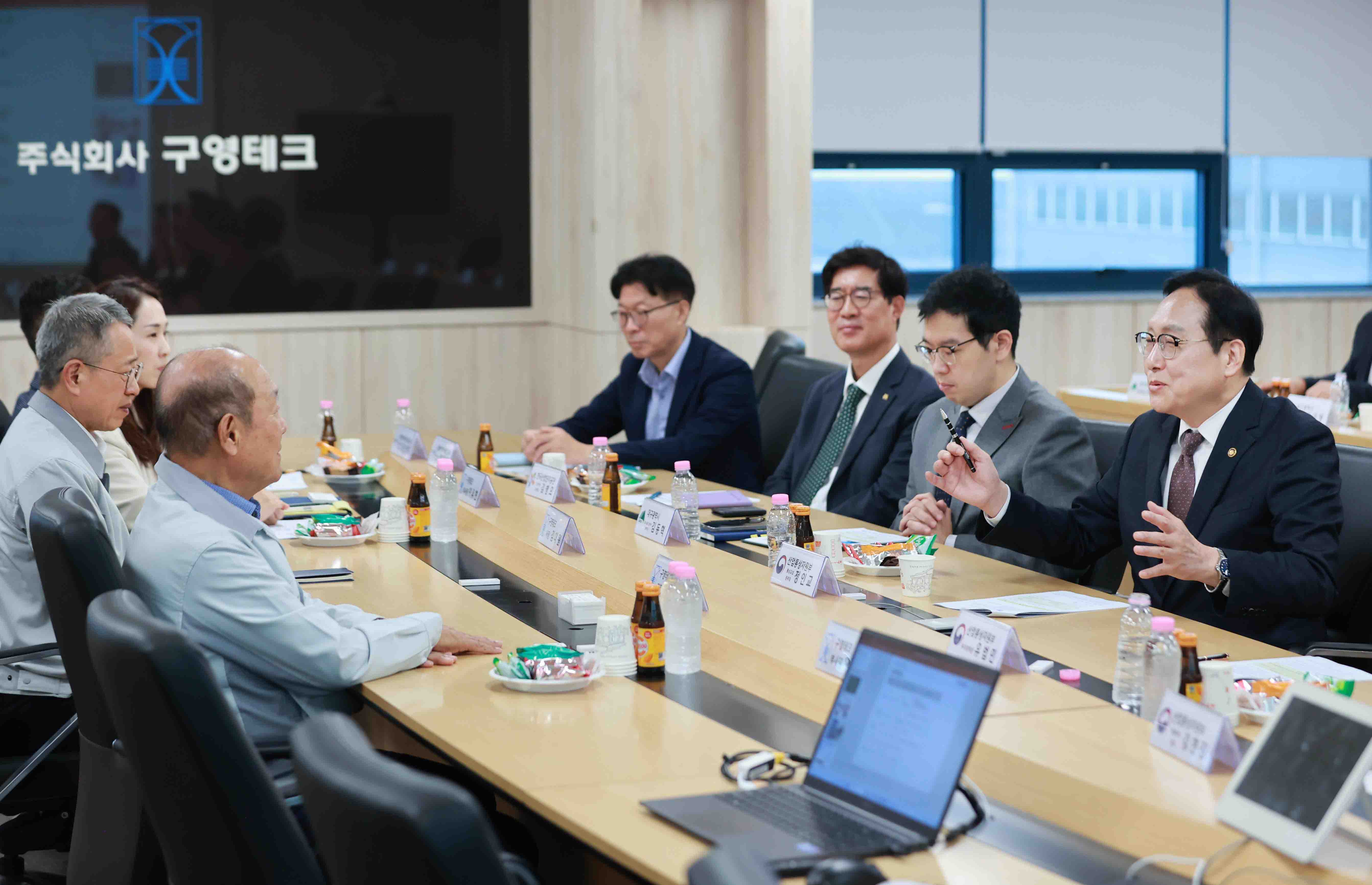 유턴기업인 구영테크 현장방문 6