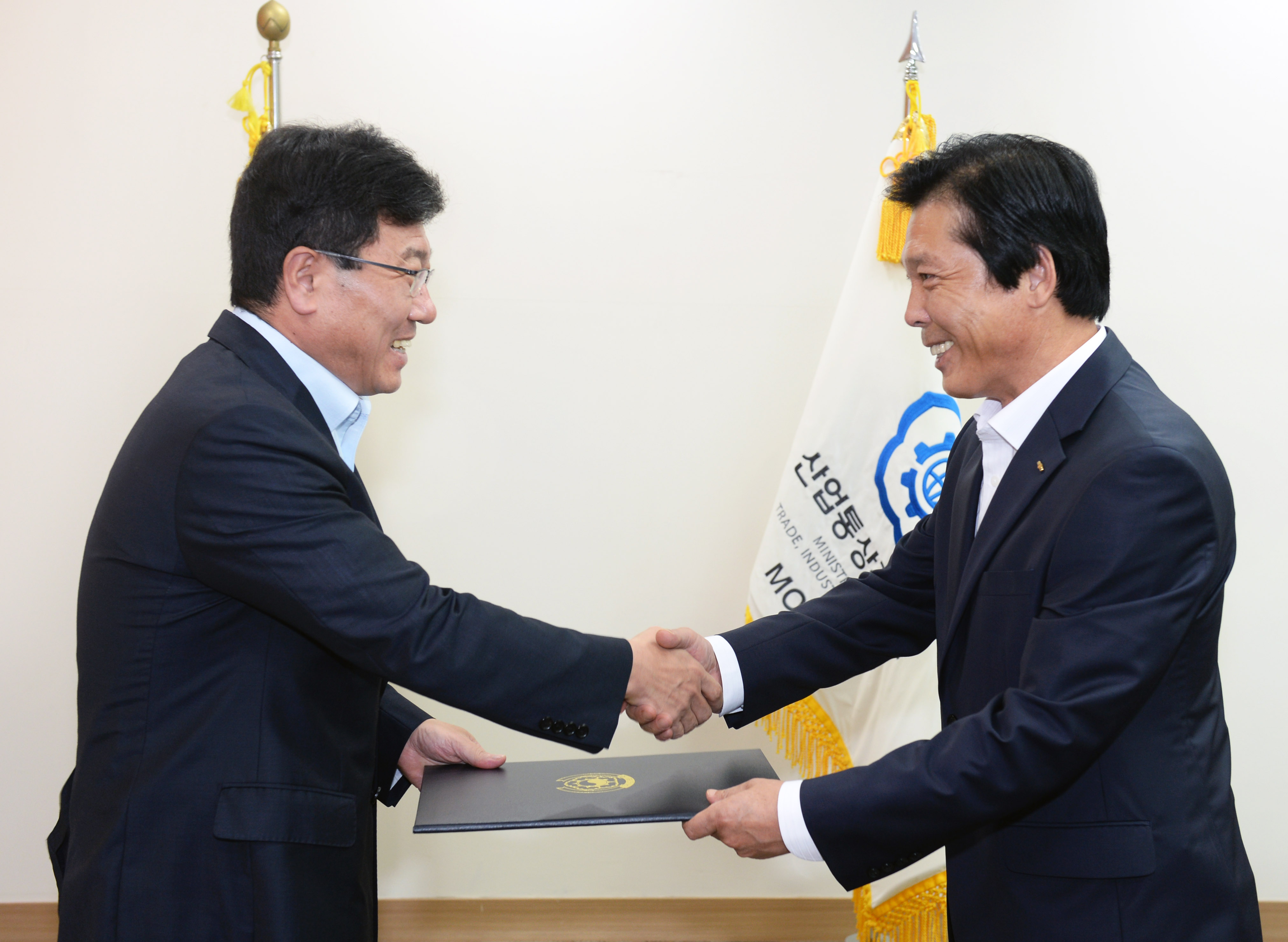 전기안전공사 사장 임명장 전수식 1