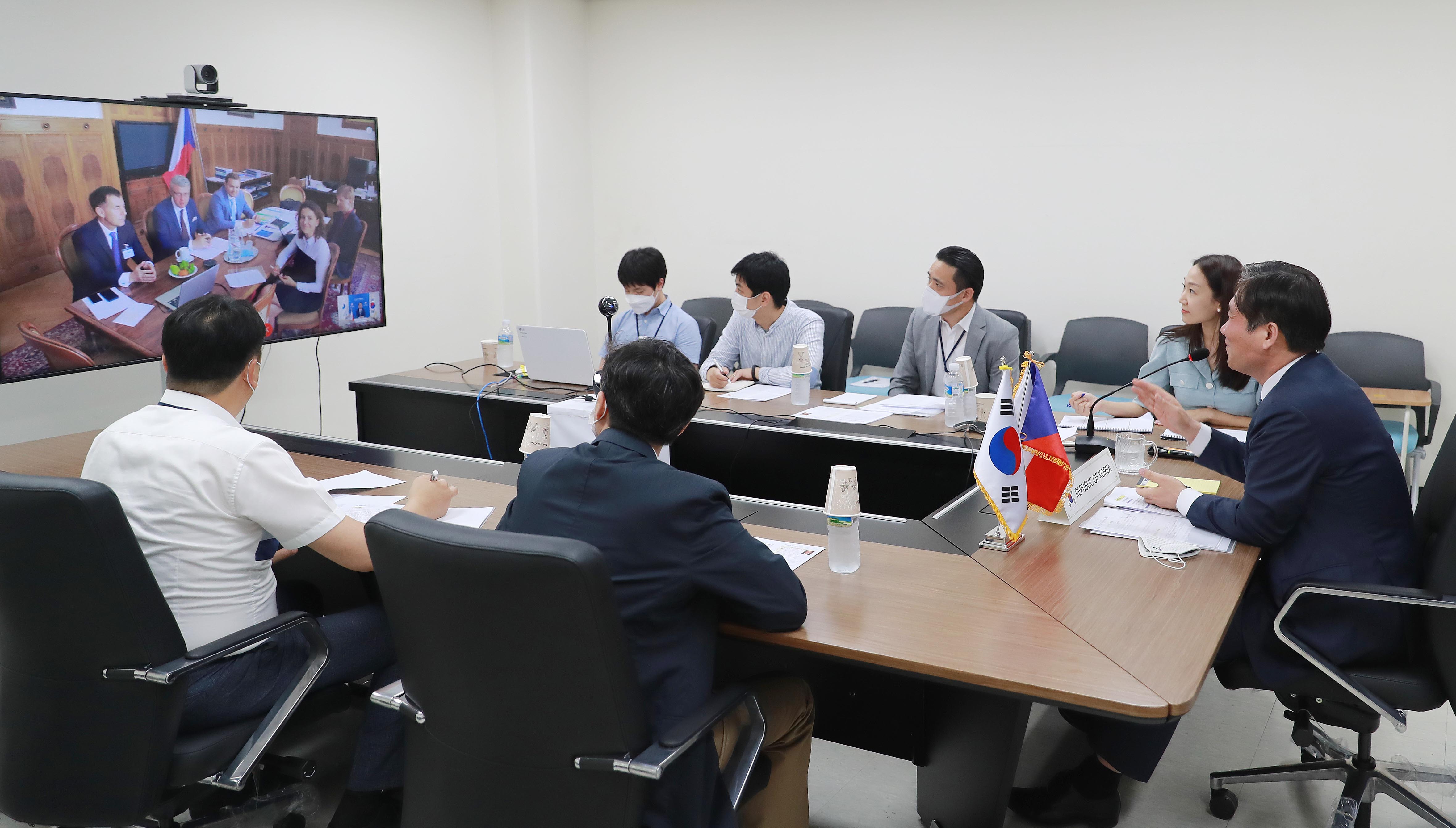 체코 산업통상부 장관 화상면담 5