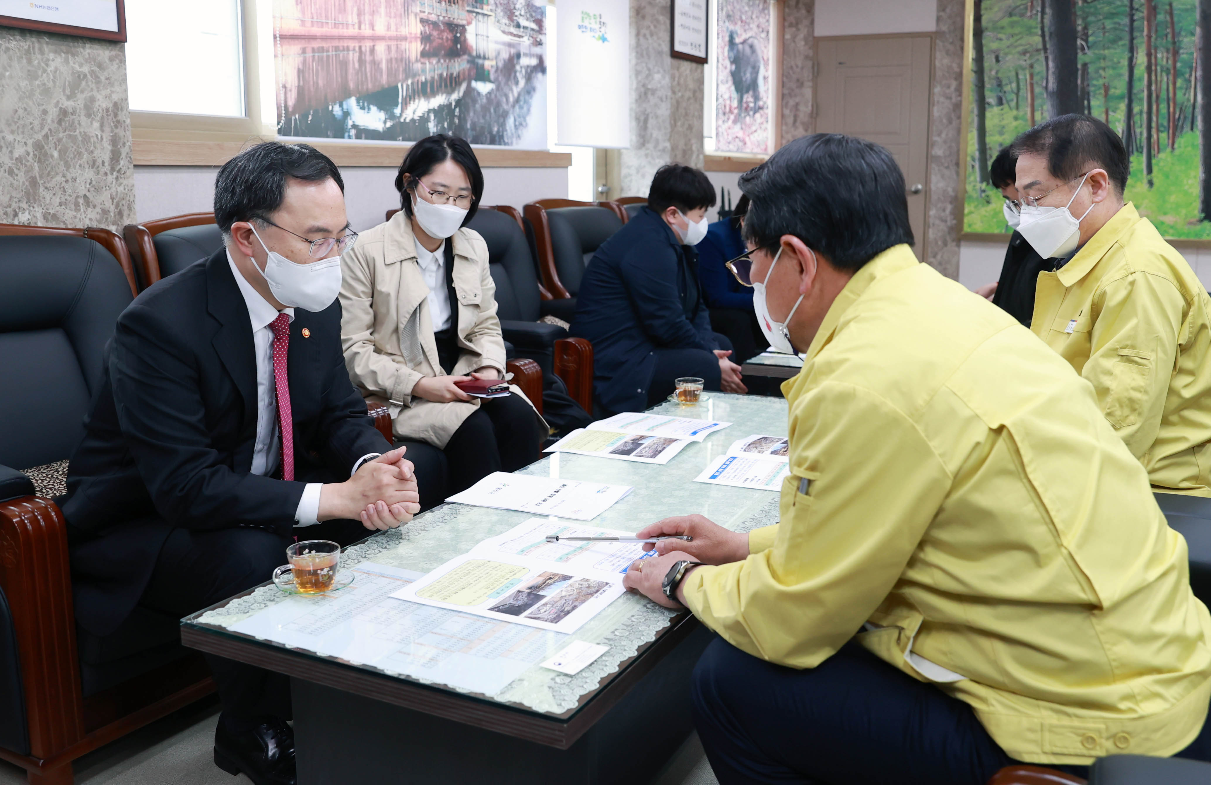울진군청 격려 방문 5