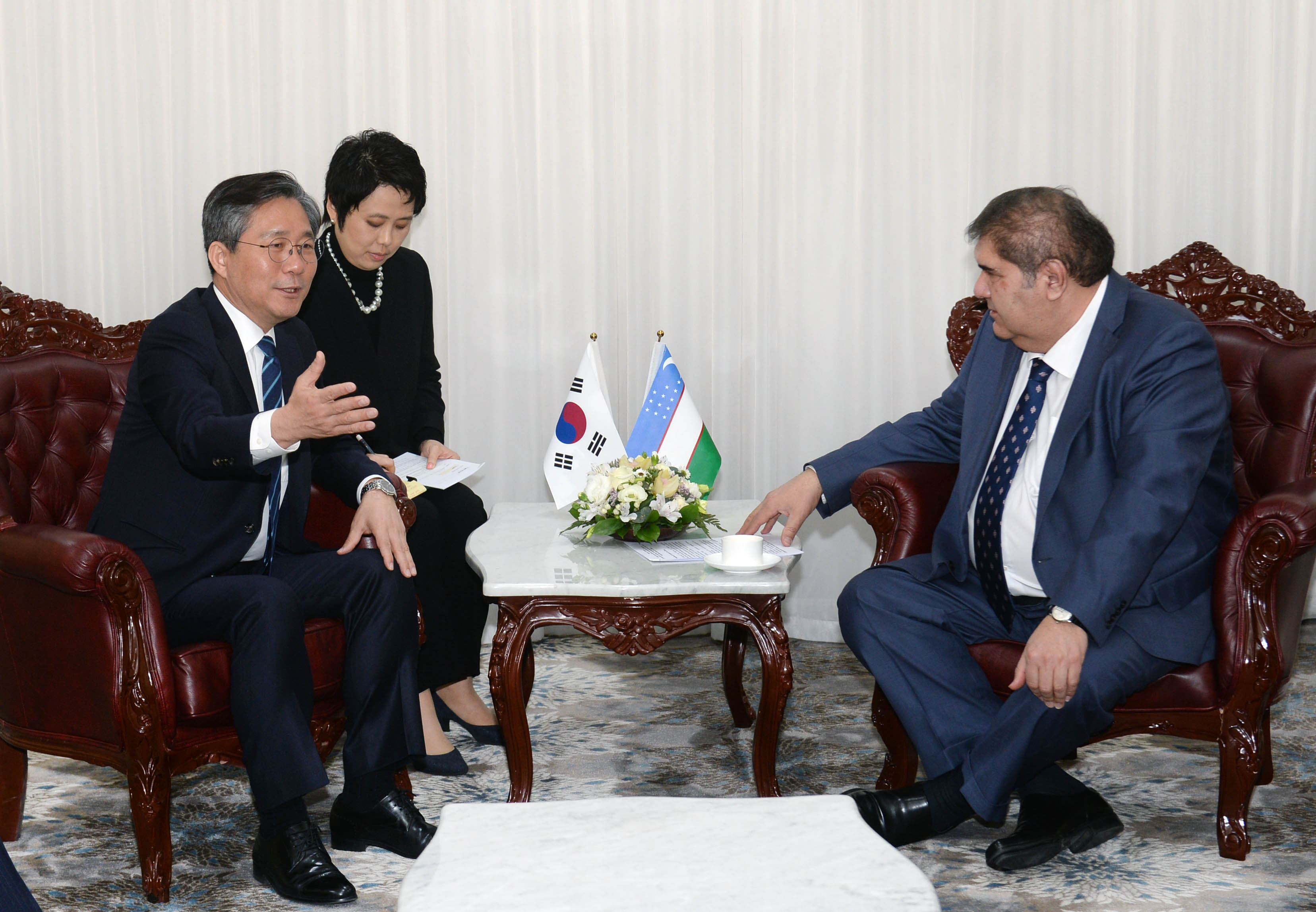 우즈벡 부총리 면담 1