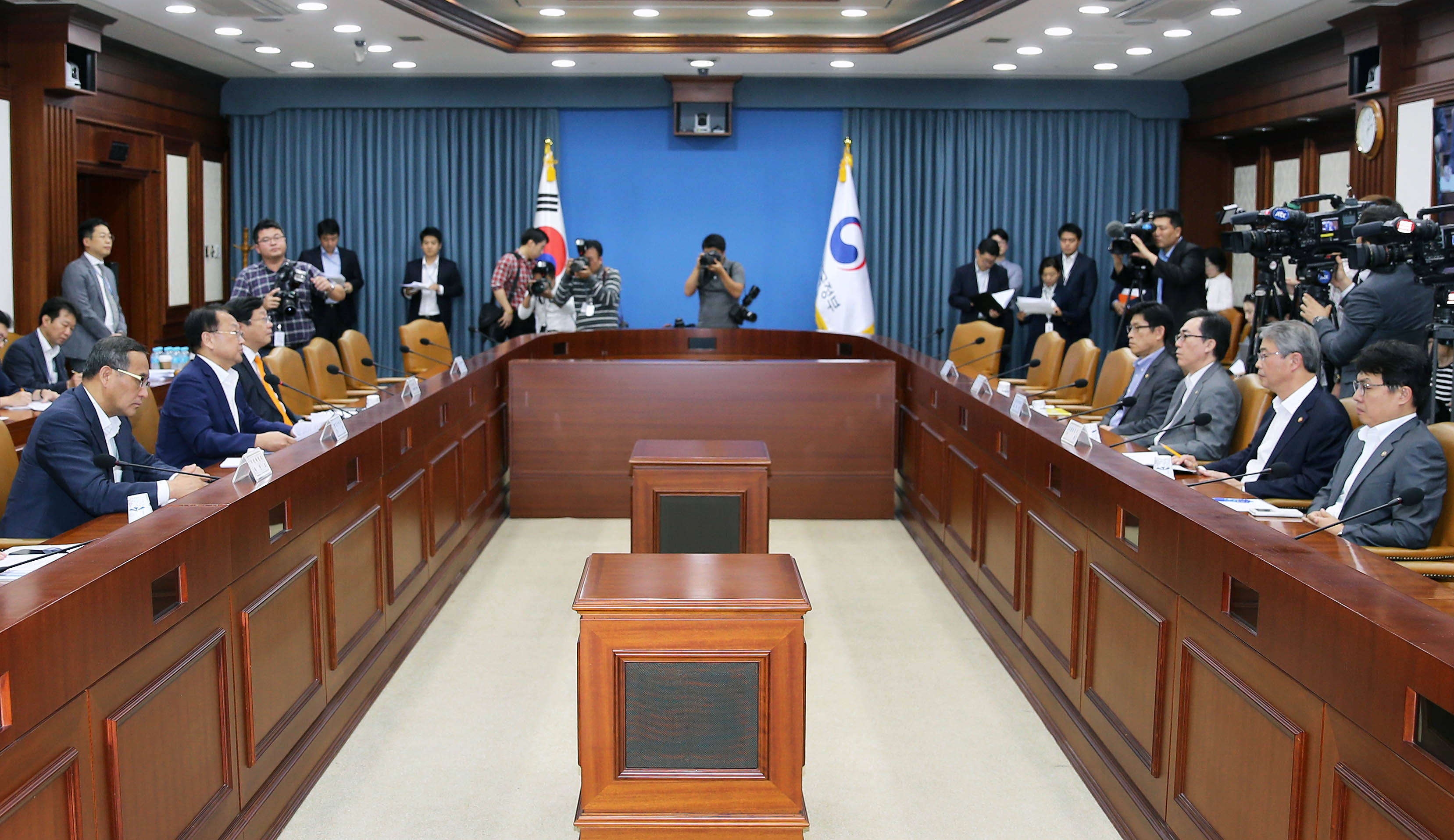 제3차 산업경쟁력강화 관계 장관회의  4