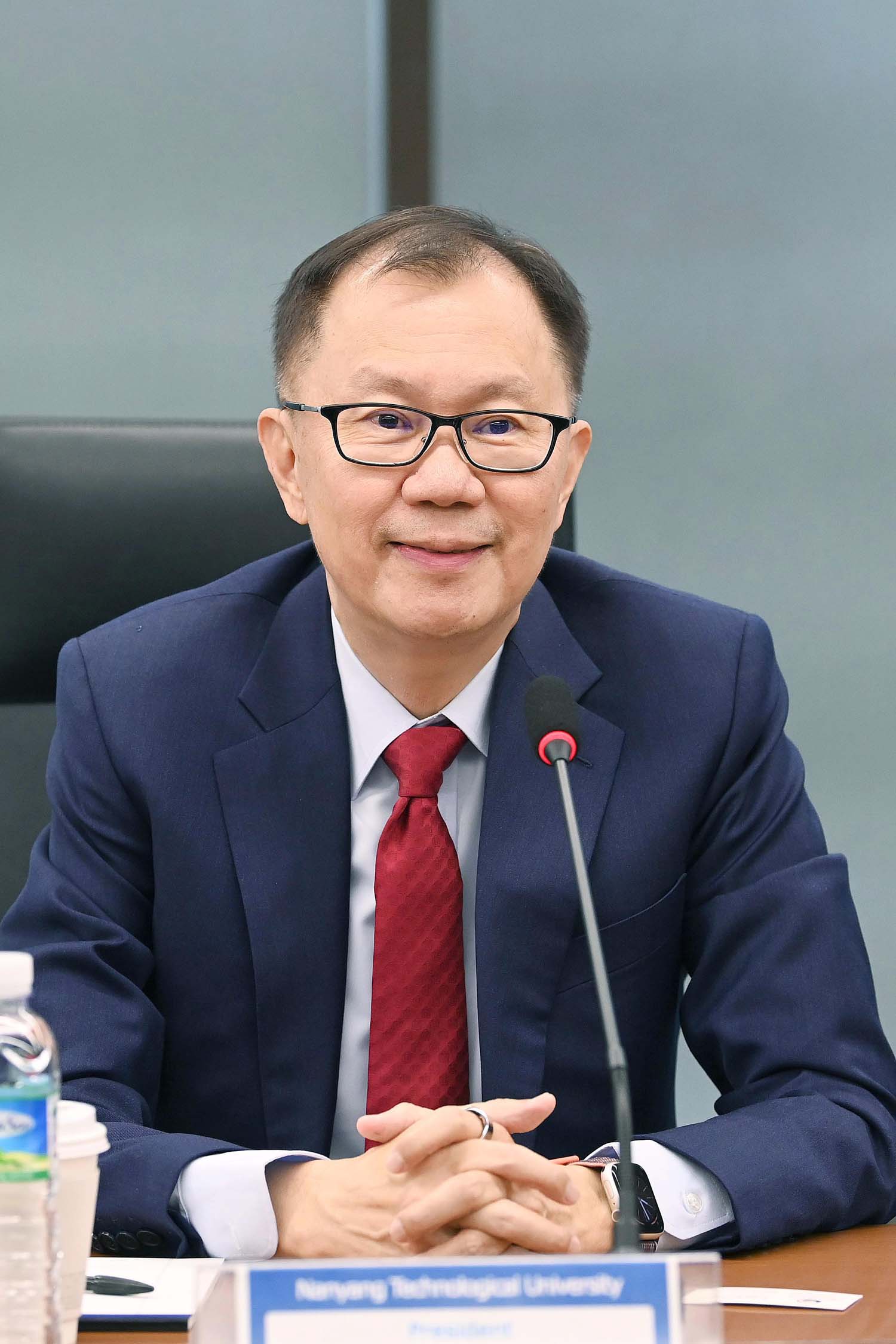 싱가포르 난양공대 총장 면담 5
