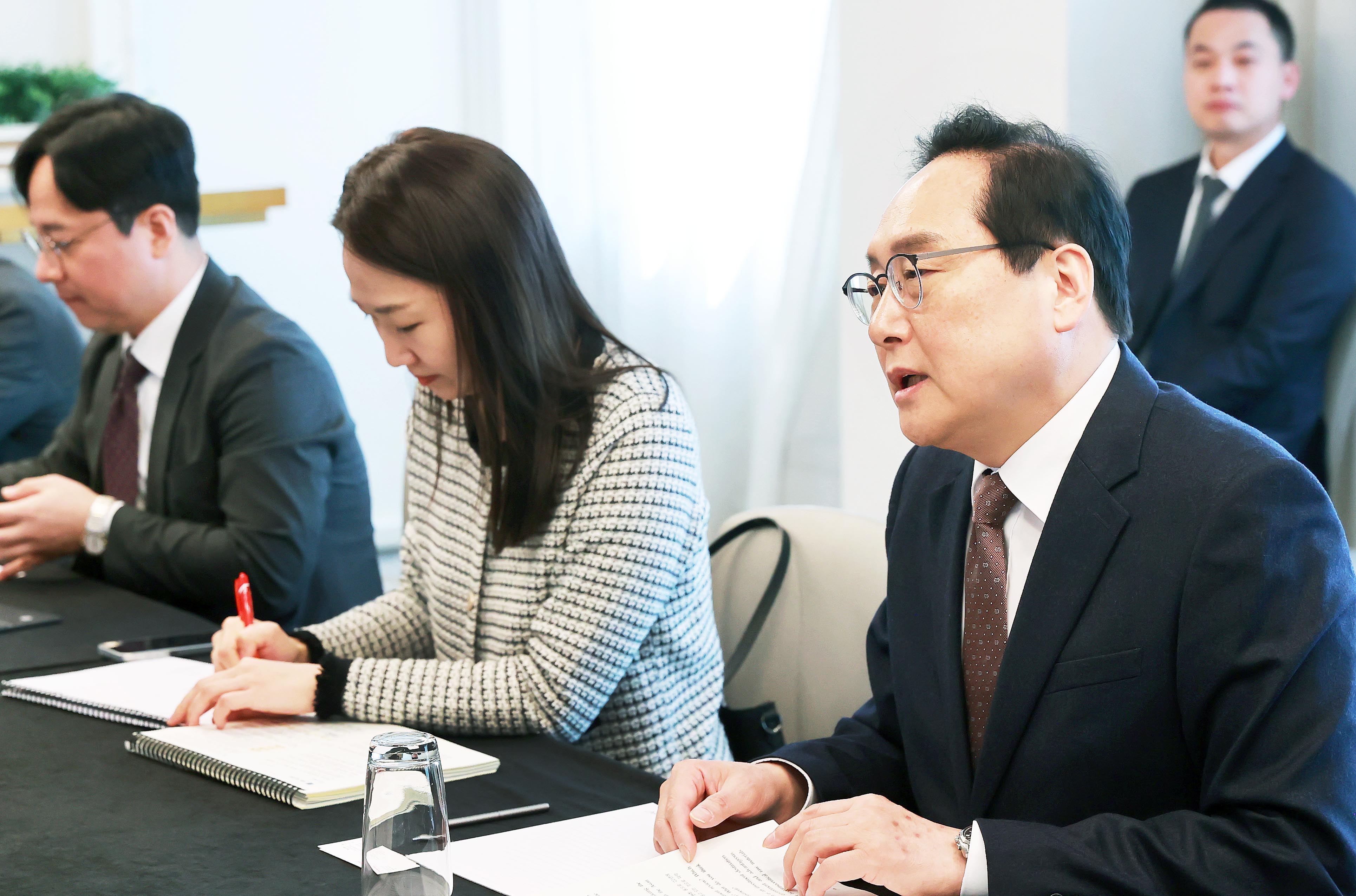 미국 써모피셔사 부회장 면담 3