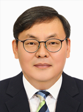 administrator of Free Trade Zone Office, Myeong-Geun Jin